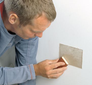 Slip overgangen mellom det nye stykket og gipsveggen Slip overgangen mellom det nye stykket og gipsveggen